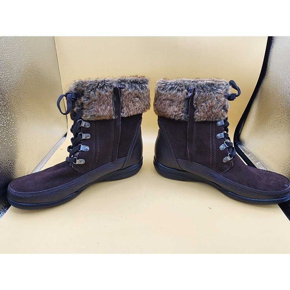 Clarks Boots Womens 10 M Brown Suede Leather Faux Fur Trim Inside Zipper Winter - Picture 3 of 9